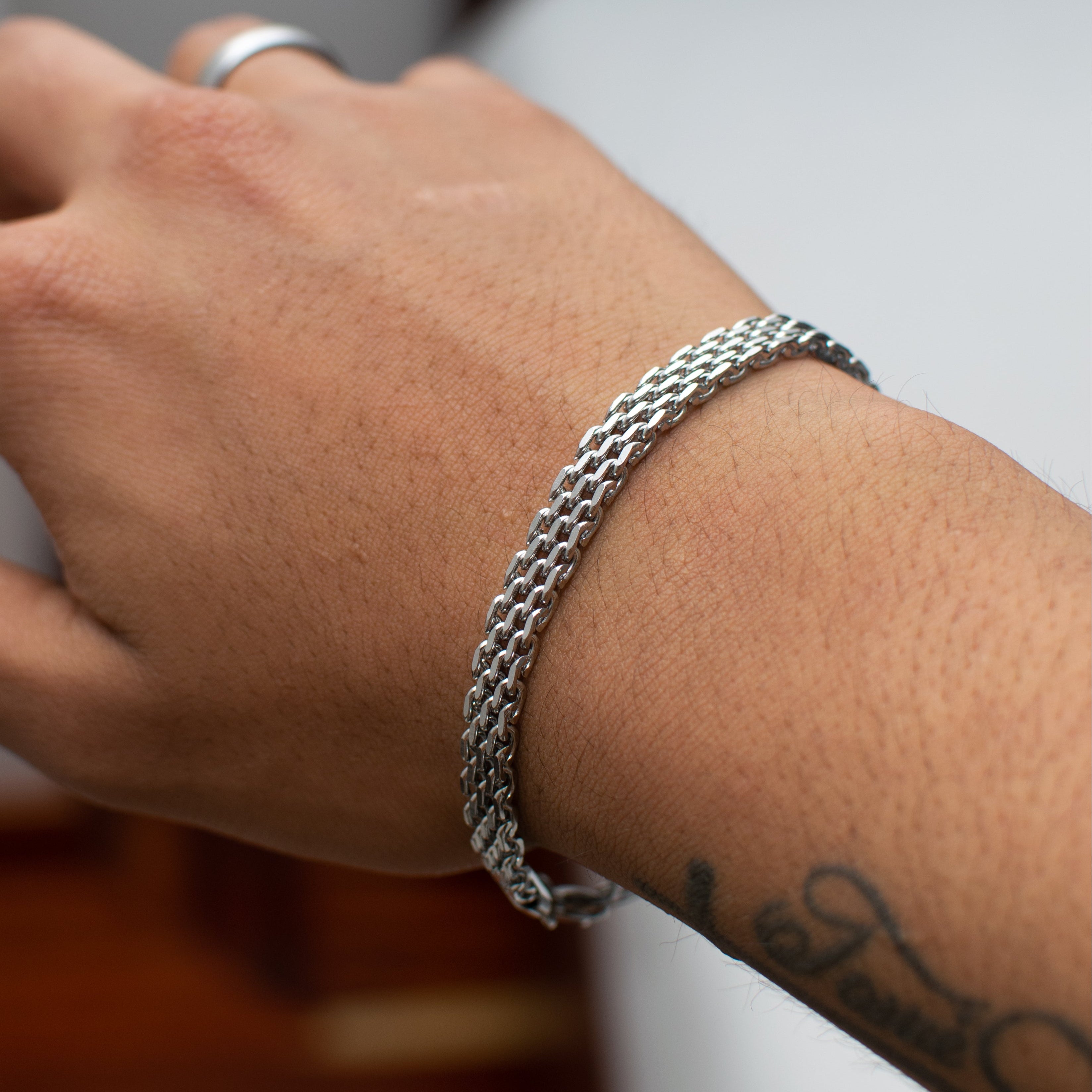 Pulsera chinesca silver STRABE