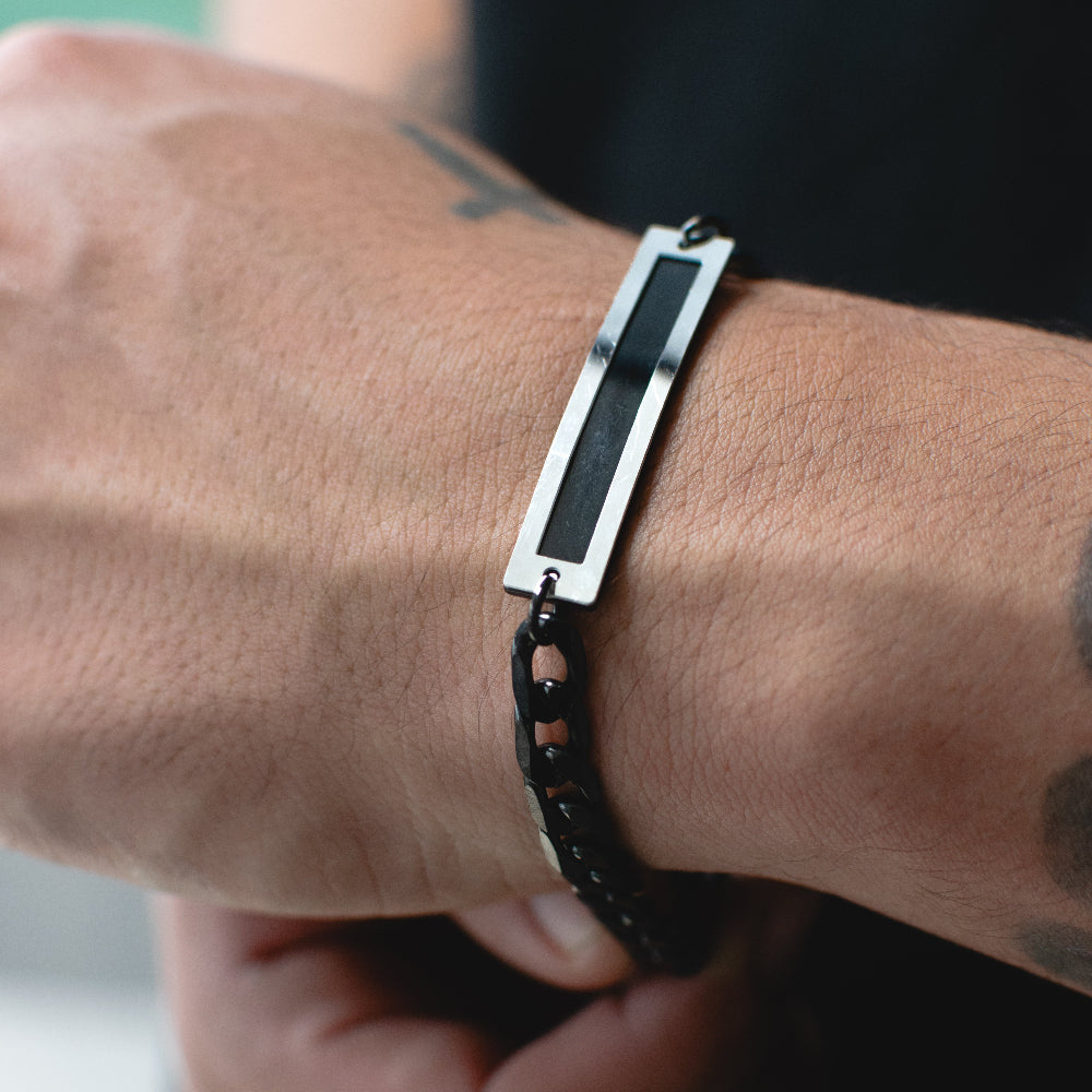 Pulsera con Placa Black